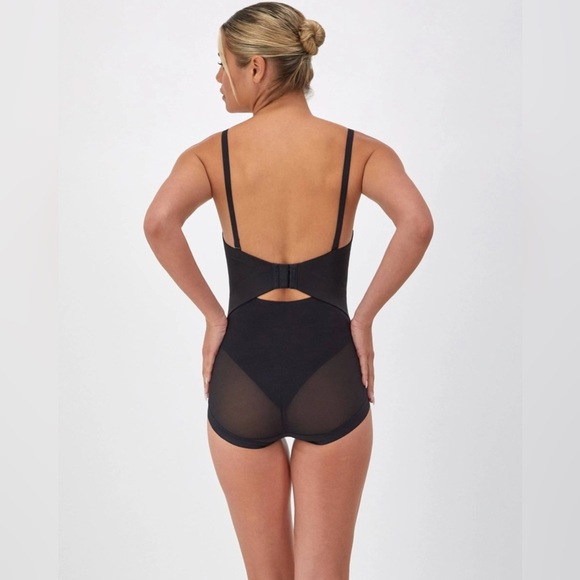 Maidenform Women's Firm Tummy-control Easy Up Strapless Bodysuit Size 40DD Black - Picture 4 of 13